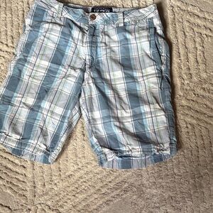 Light Blue & White Plaid Flat-Front Men’s Shorts